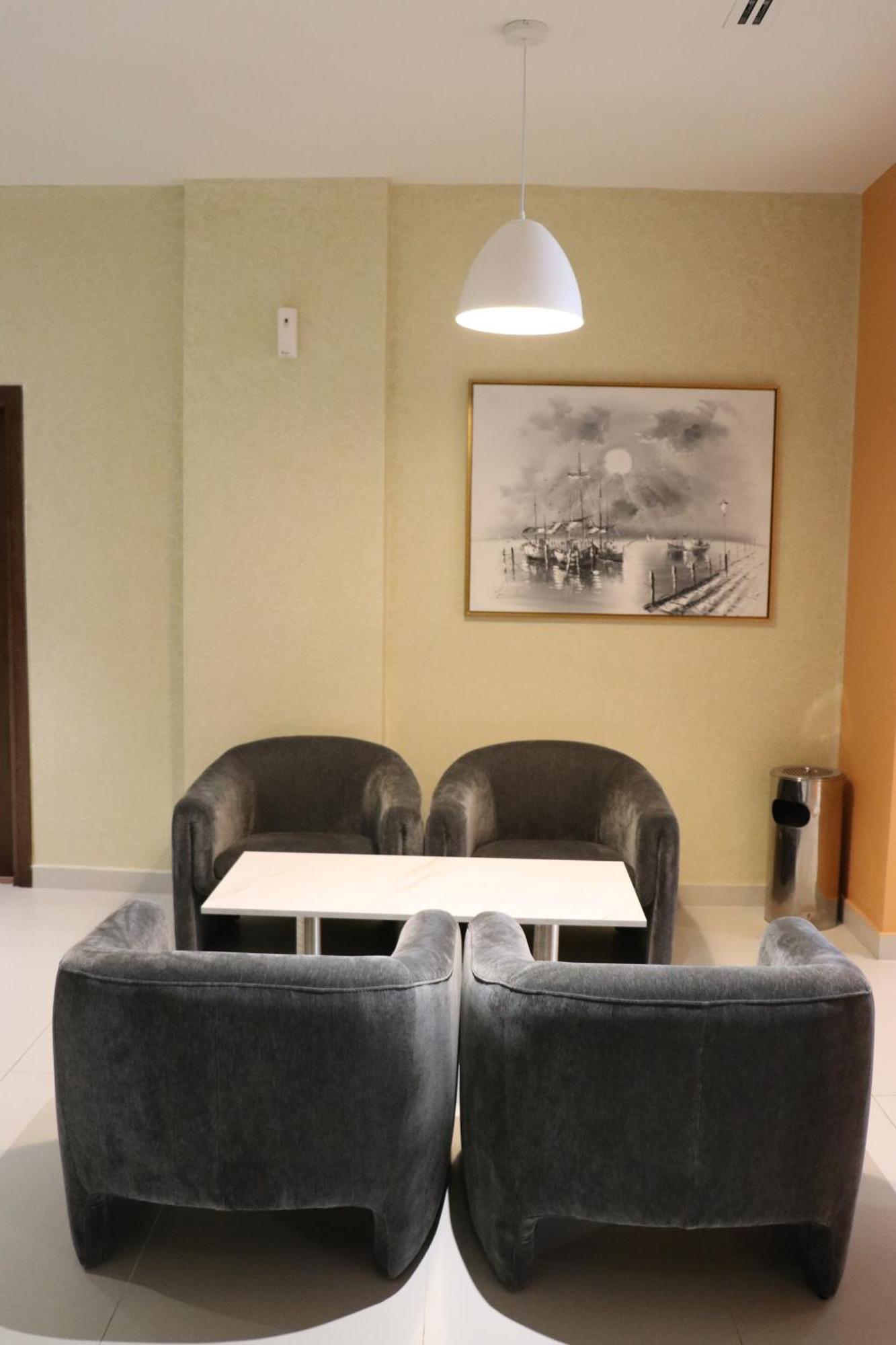 זאב Jarzez Hotel Apartments Al Hail מראה חיצוני תמונה